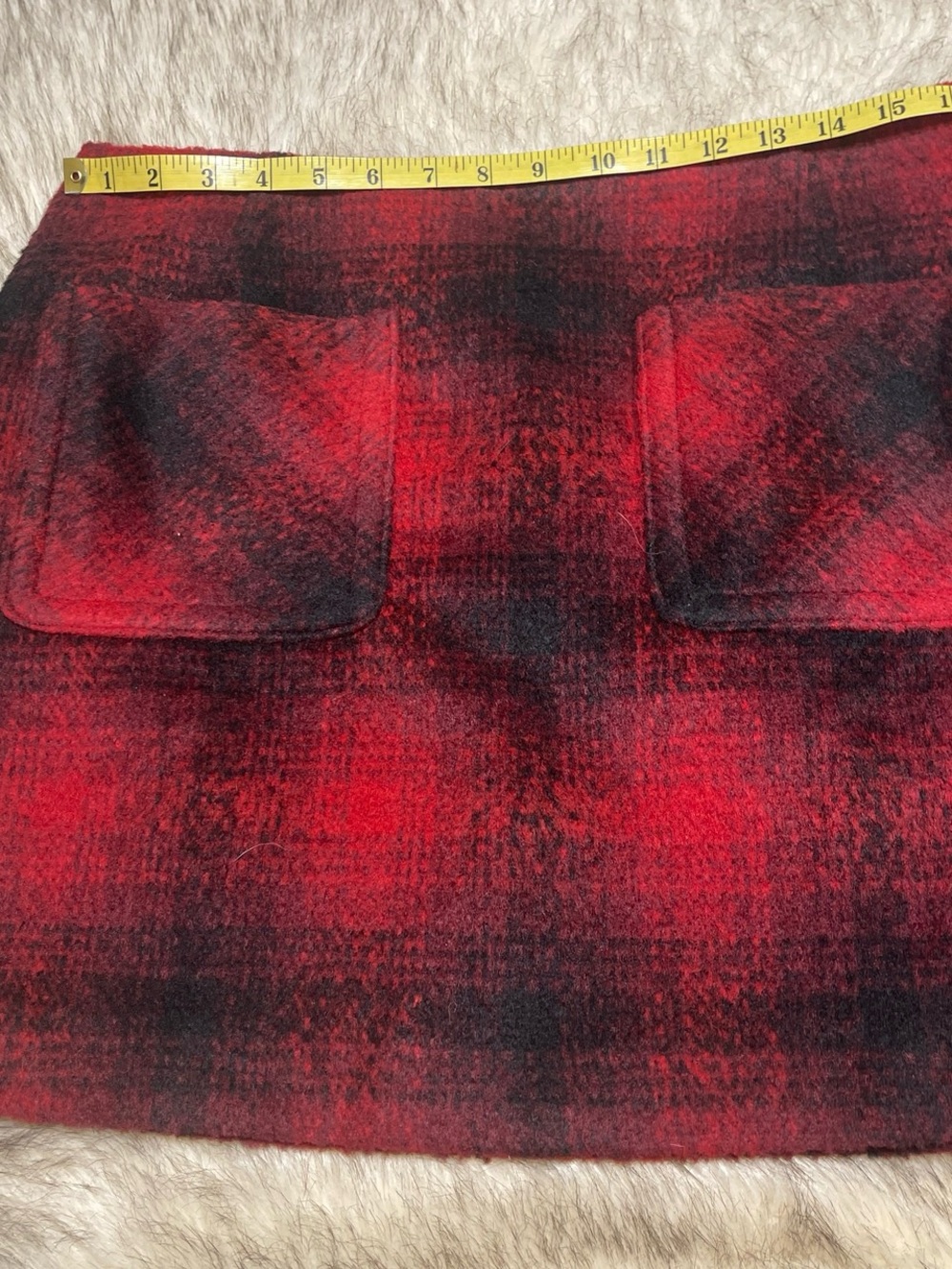 Banana Republic Red and Black Plaid Mini Skirt with Front Pockets Size 12